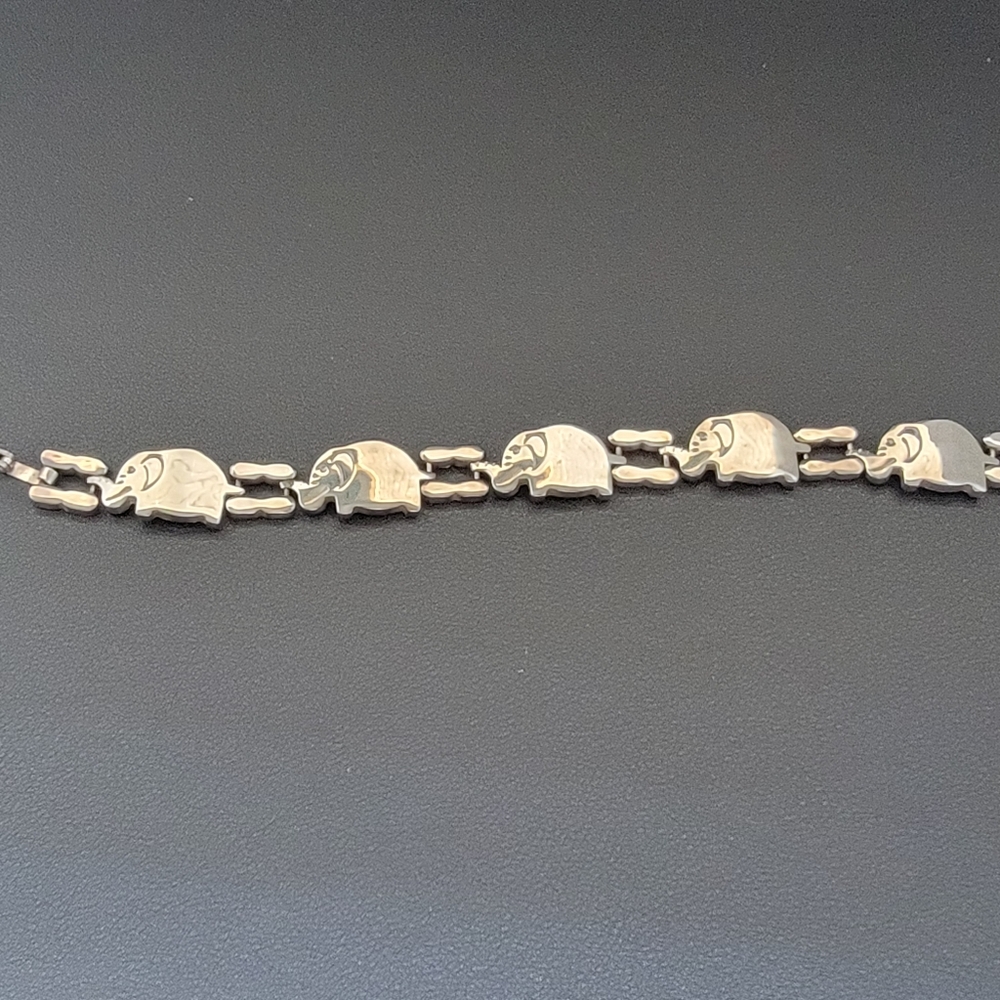 Solid Sterling Silver Elephant Link Bracelet Symb… - image 4